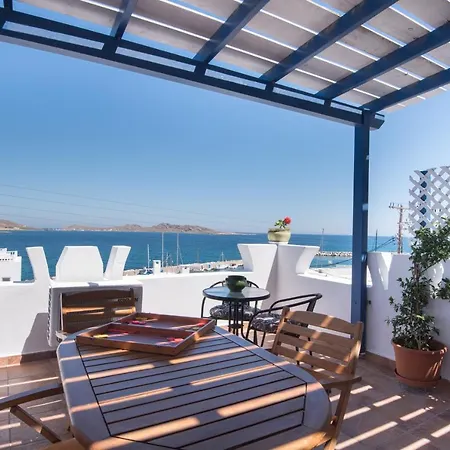 Guest house Katerina Naousa (Paros)